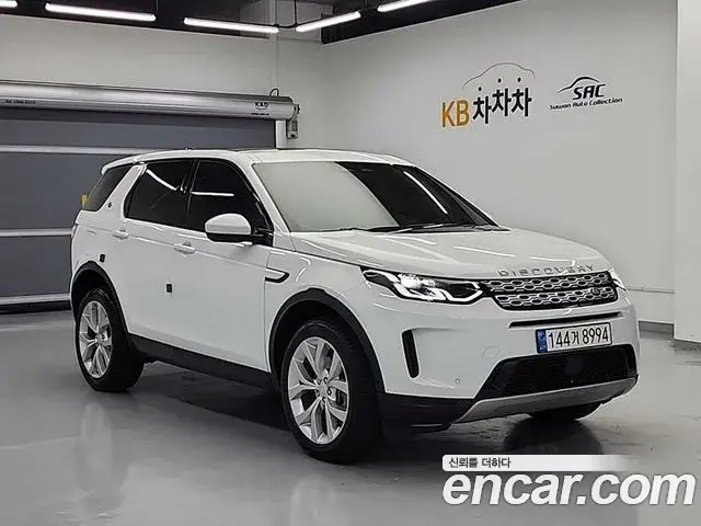 Land Rover Discovery Sport 2021 — Фото 3/20