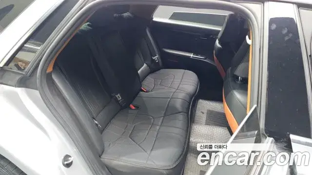 Hyundai Grandeur 2023 — Фото 12/20