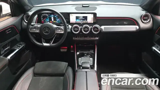 Mercedes-Benz GLB-Class 2022 — Фото 7/20
