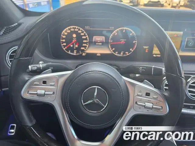 Mercedes-Benz S-Class 2019 — Фото 8/19
