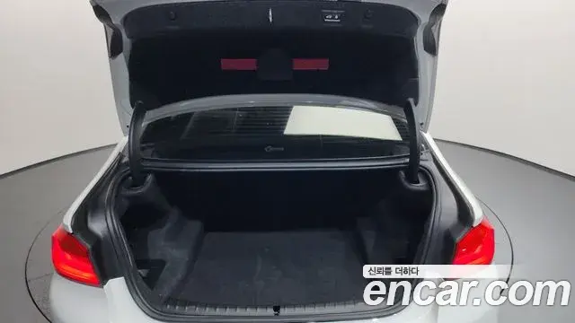 BMW 5 Series 2019 — Şəkil 3/20