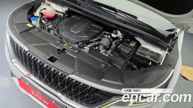 Kia Carnival 2022 — Фото 6/20