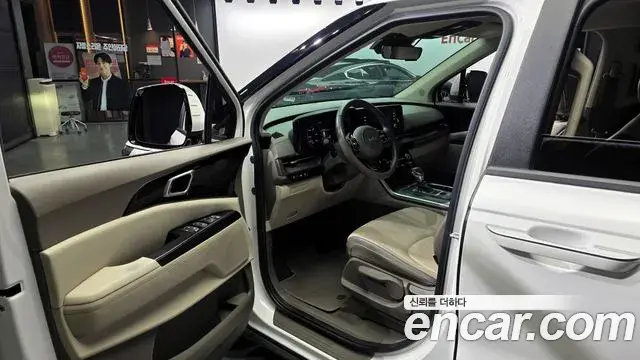Kia Carnival 2022 — Фото 10/20
