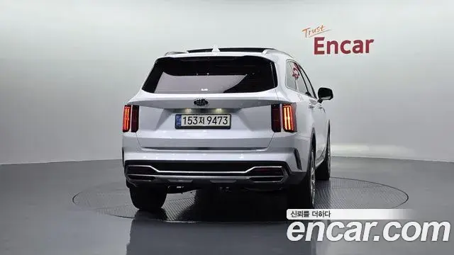 Kia Sorento 2021 — Фото 4/20