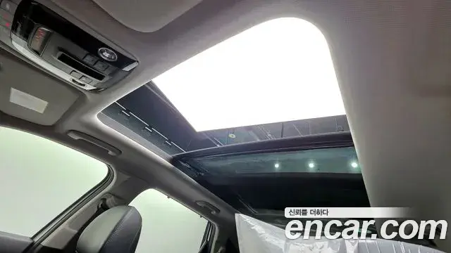 Kia Sorento 2021 — Фото 18/20