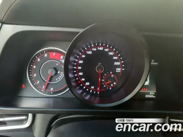 Hyundai The New Avante Hybrid 2022 — Şəkil 14/20