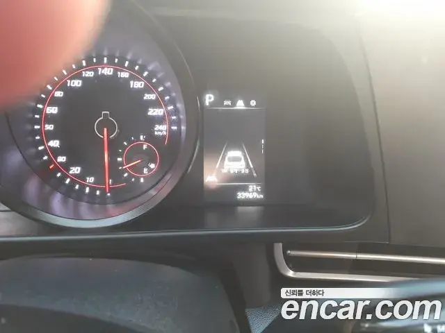 Hyundai The New Avante Hybrid 2022 — Şəkil 19/20