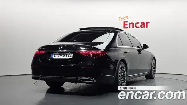 Mercedes-Benz S-Class 2022 — ფოტო 14/20