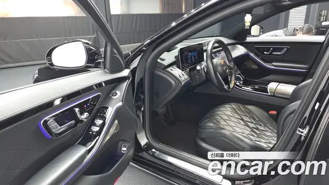 Mercedes-Benz S-Class 2022 — ფოტო 17/20