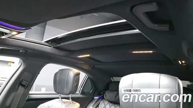 Mercedes-Benz S-Class 2022 — ფოტო 18/20