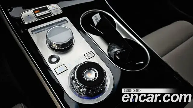 Genesis GV70 2026 — ფოტო 11/20