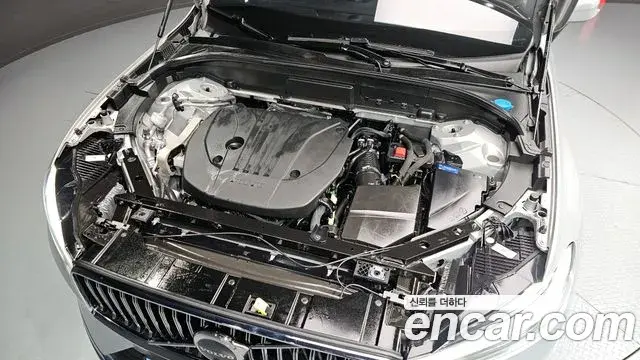 Volvo XC60 2022 — Photo 8/20