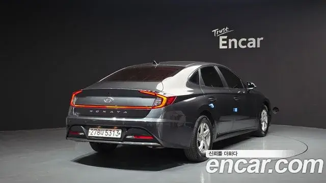 Hyundai Sonata 2019 — Фото 2/20