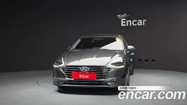 Hyundai Sonata 2019 — Фото 3/20