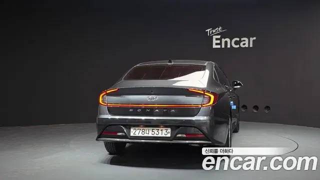 Hyundai Sonata 2019 — Фото 4/20