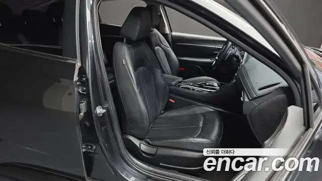 Hyundai Sonata 2019 — Фото 12/20