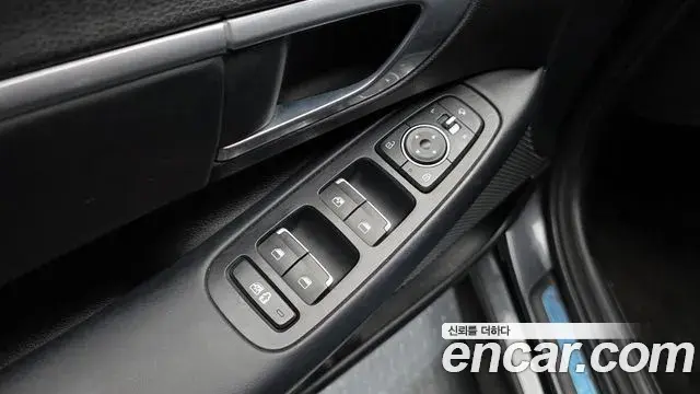 Hyundai Sonata 2019 — Фото 14/20
