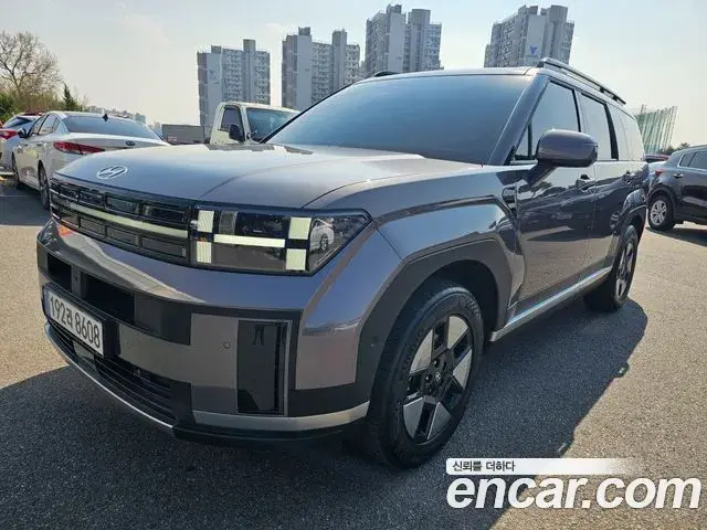 Hyundai Santa Fe 2024 — ფოტო 8/20