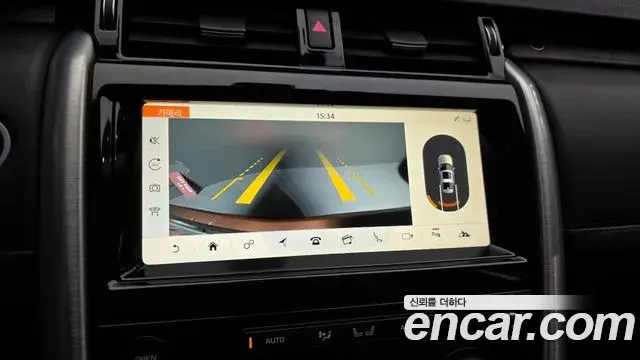 Land Rover Discovery 5 2018 — Фото 15/20