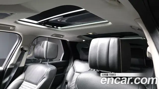 Land Rover Discovery 5 2018 — Фото 18/20
