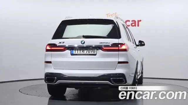 BMW X7 2020 — Photo 7/20