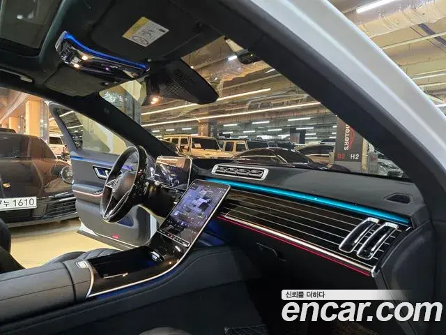 Mercedes-Benz S-Class 2024 — Фото 13/20
