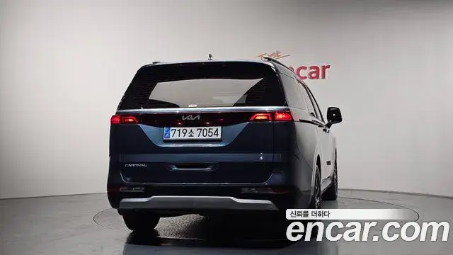 Kia Carnival 2021 — Photo 4/20
