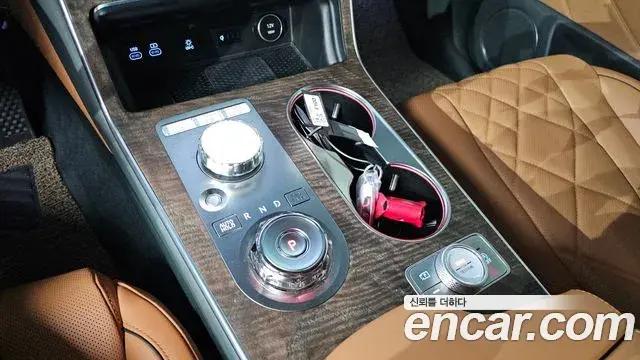 Genesis GV80 2025 — ფოტო 8/20