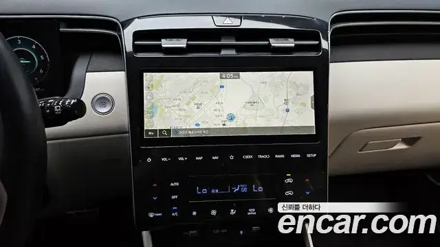 Hyundai Tucson Hybrid 2021 — ფოტო 16/20