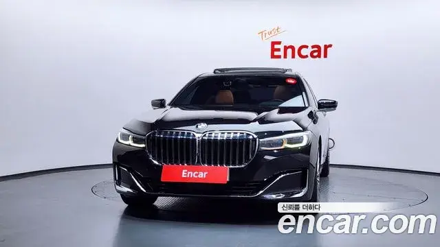 BMW 7 Series 2020 — ფოტო 5/20