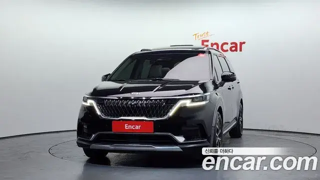 Kia Carnival 2021 — Фото 3/20