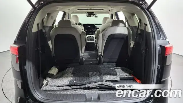 Kia Carnival 2021 — Фото 20/20
