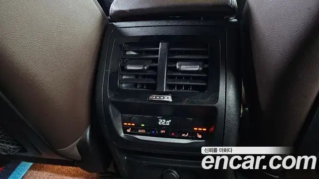 BMW X4 2019 — Şəkil 14/19