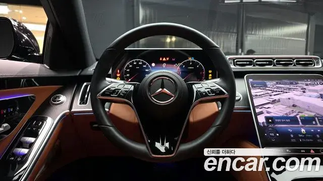 Mercedes-Benz S-Class 2025 — Фото 13/20