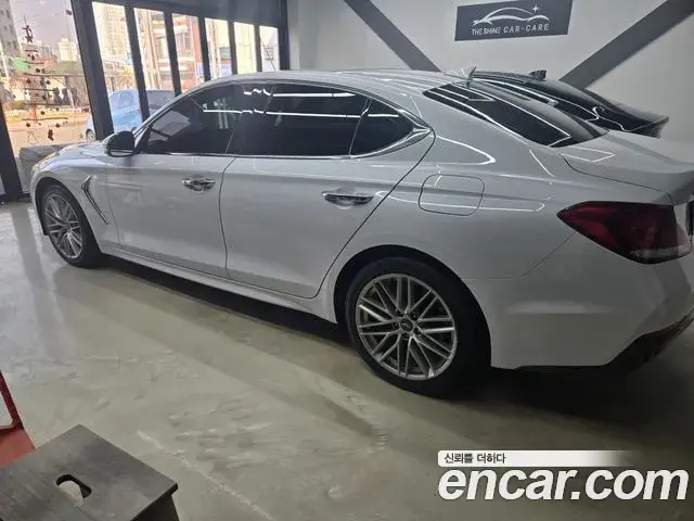 Genesis G70 2019 — Photo 11/19