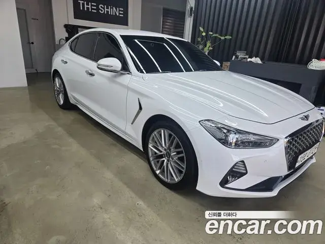 Genesis G70 2019 — Photo 18/19