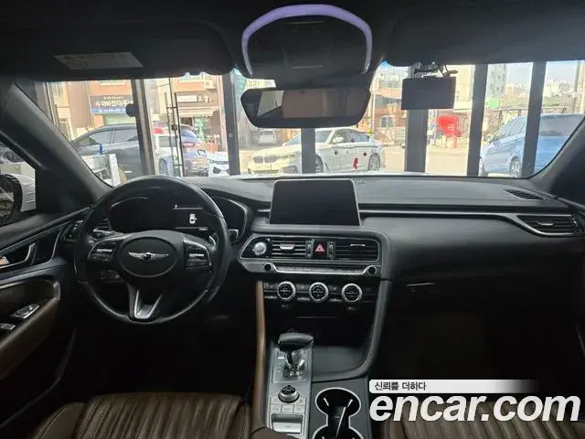 Genesis G70 2019 — Photo 13/19