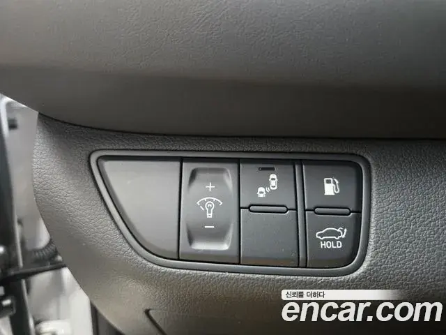 Genesis G70 2019 — Photo 14/19