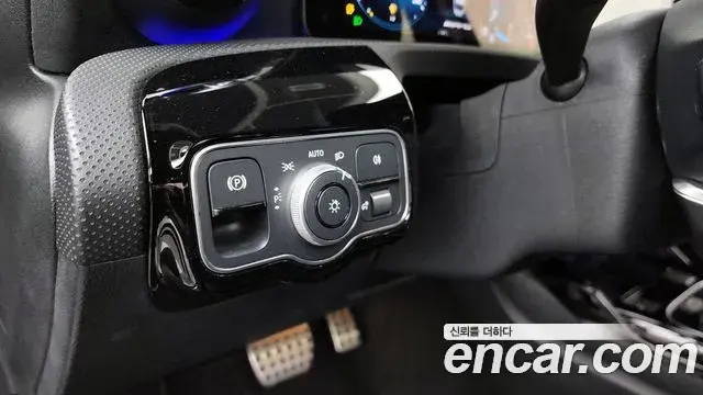 Mercedes-Benz A-Class 2022 — Photo 15/20