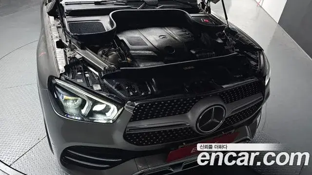 Mercedes-Benz GLE-Class 2021 — Şəkil 7/36