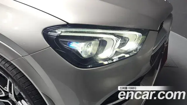 Mercedes-Benz GLE-Class 2021 — Şəkil 8/36