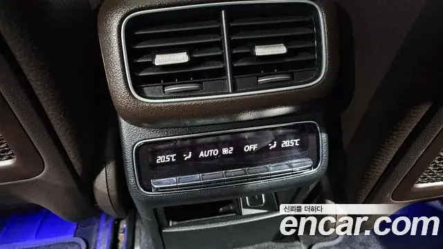 Mercedes-Benz GLE-Class 2021 — Şəkil 27/36
