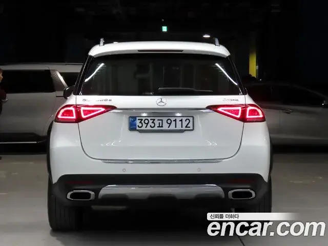 Mercedes-Benz GLE-Class 2022 — Фото 3/20