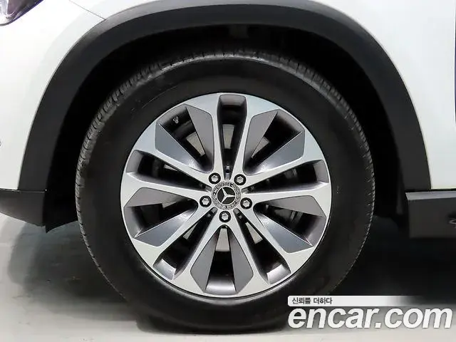 Mercedes-Benz GLE-Class 2022 — Фото 4/20