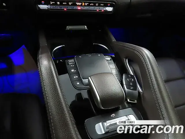 Mercedes-Benz GLE-Class 2022 — Фото 15/20