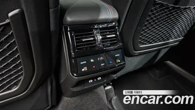 Renault Samsung Grand Koleos 2024 — Фото 19/20