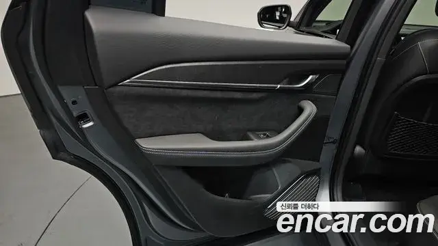Renault Samsung Grand Koleos 2024 — ფოტო 4/32