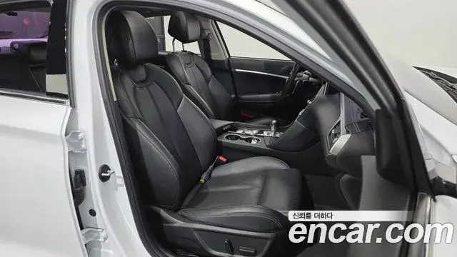 Genesis G70 2019 — Şəkil 10/32