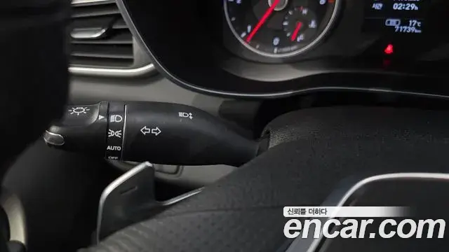Genesis G70 2019 — Şəkil 17/32