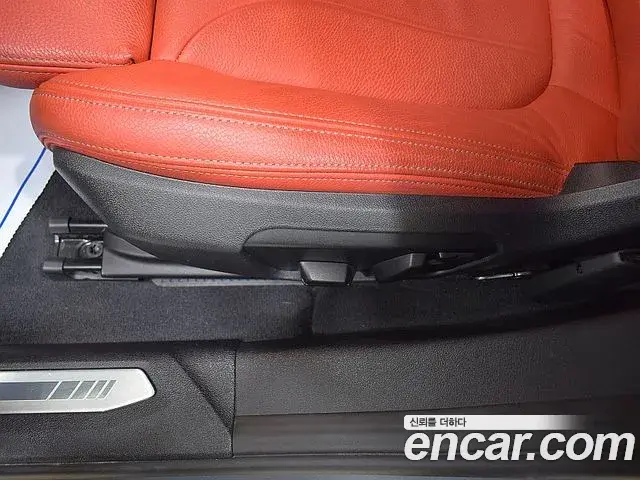 BMW 1 Series 2022 — ფოტო 8/20